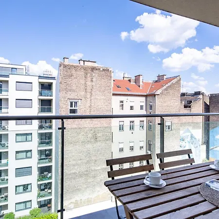 Appartement Very - Balcony - Free Parking Budapest